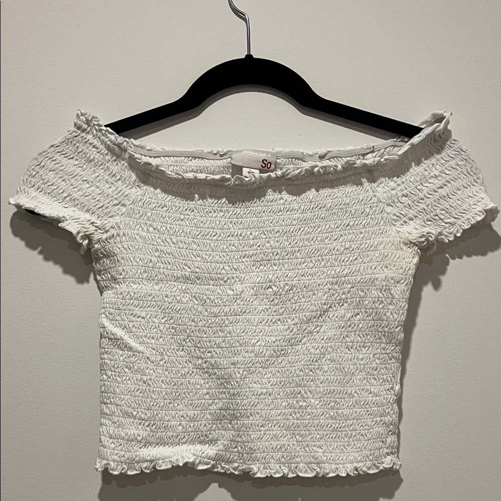 SO White Off-Shoulder Crop Top